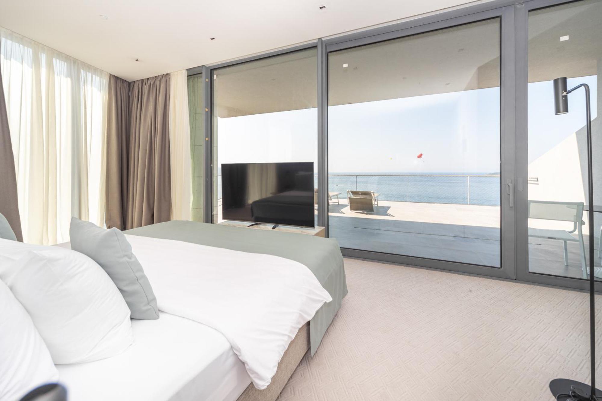 Sea Star 5* Budva
