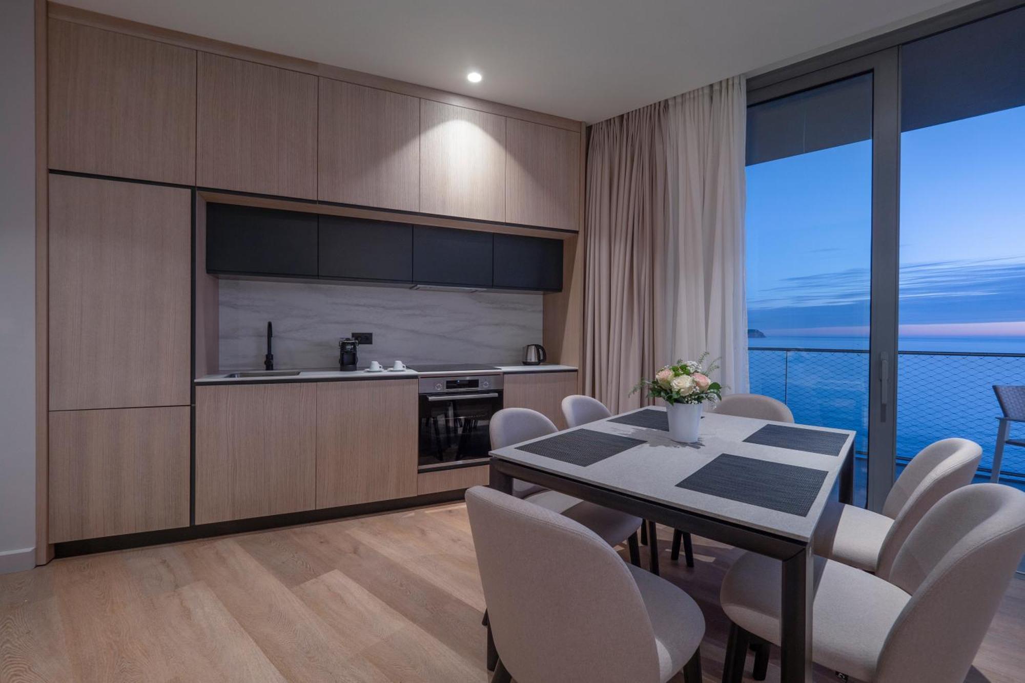 Sea Star 5* Budva